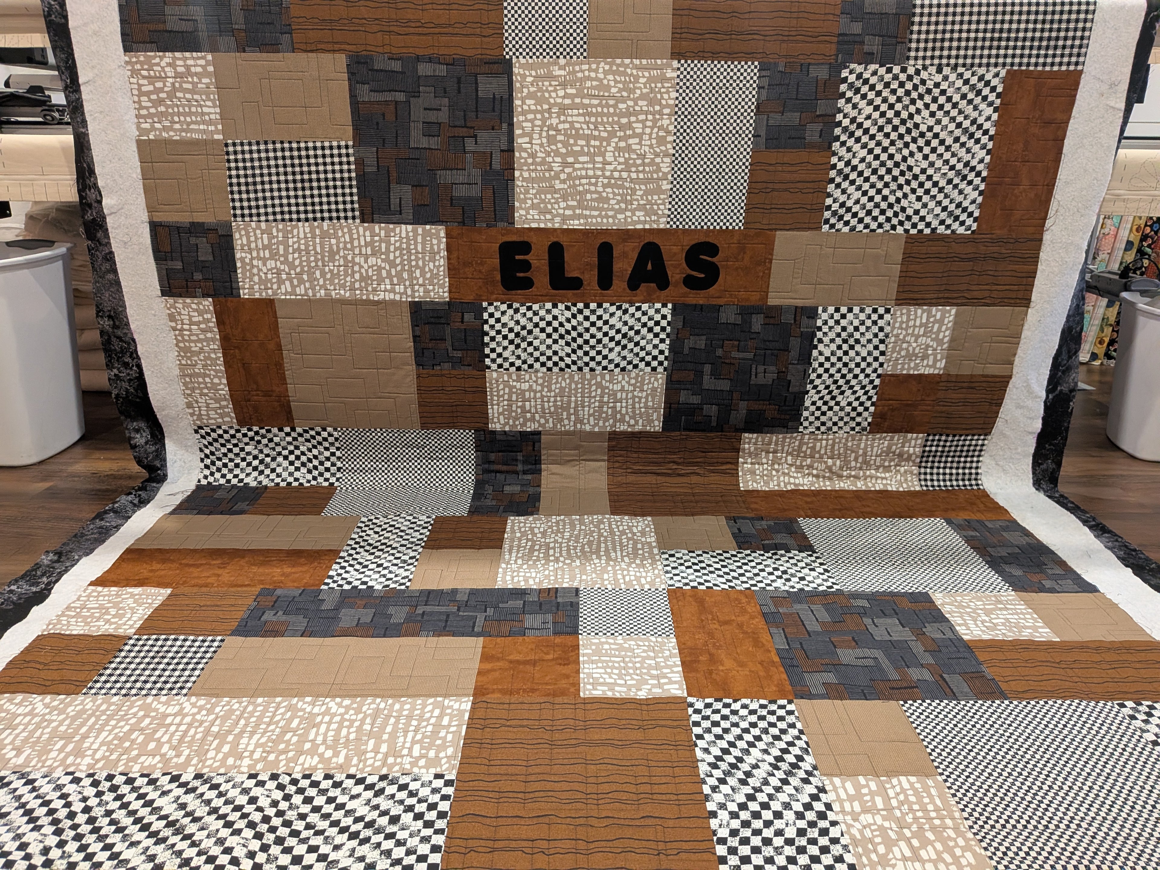Meandering Squares