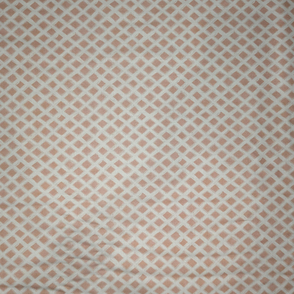 Springs Creative ~ Hydrangea ~ LATTICE ~ (Licensed Print) ~ Rose ~ Sold by the 1/2 Yard